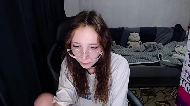 AmeliaKamishiro online show from 10.05.25