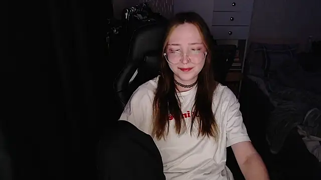 AmeliaKamishiro online show from 11.29.25