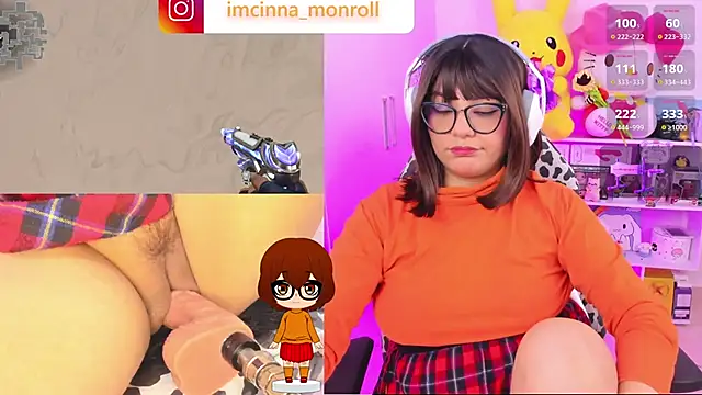 Snapshot of cinna_monroll chatting on 12.15.24 cinna monroll online show from 12.15.24