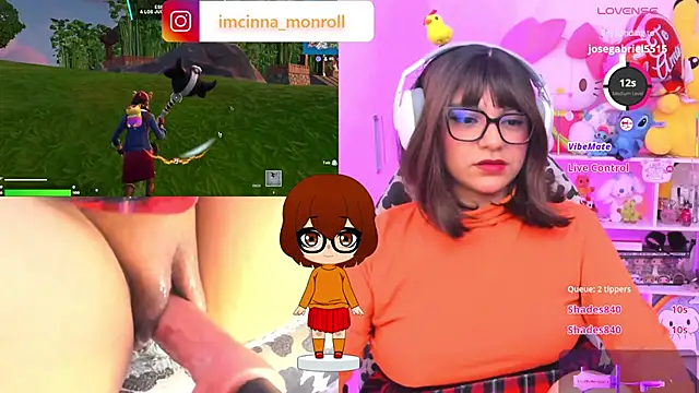 Snapshot of cinna_monroll chatting on 09.21.25 cinna monroll online show from 09.21.25