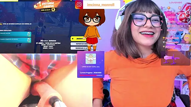 Snapshot of cinna_monroll chatting on 10.12.25 cinna monroll online show from 10.12.25