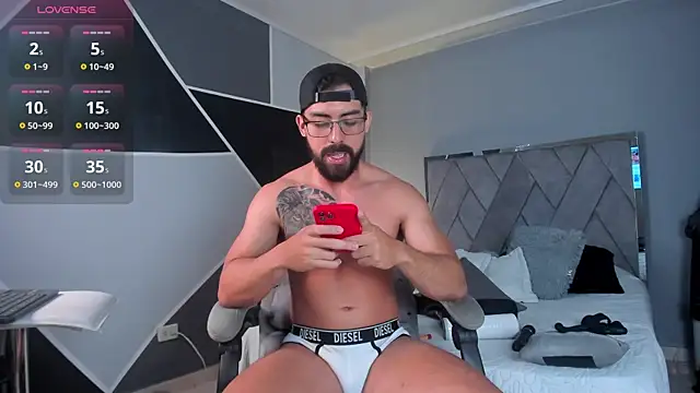 Markbrown online show from 01.25.25