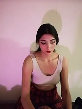 Snapshot of Felicia_smok3 chatting on 12.14.24 Felicia smok3 online show from 12.14.24