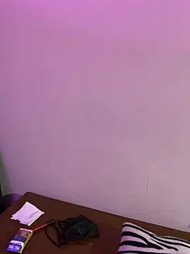 Snapshot of Felicia_smok3 chatting on 02.17.25 Felicia smok3 online show from 02.17.25