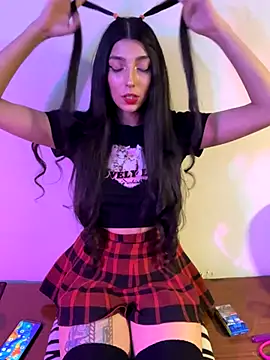 Snapshot of Felicia_smok3 chatting on 10.02.25 Felicia smok3 online show from 10.02.25