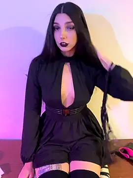 Snapshot of Felicia_smok3 chatting on 11.01.25 Felicia smok3 online show from 11.01.25