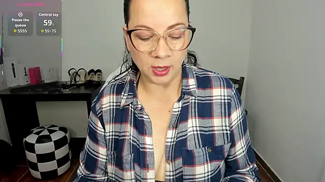 Snapshot of Sex-Psychology chatting on 12.04.25 Sex-Psychology online show from 12.04.25