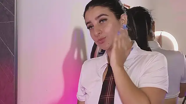 Snapshot of _Linoshka_1 chatting on 01.05.26 Linoshka 1 online show from 01.05.26