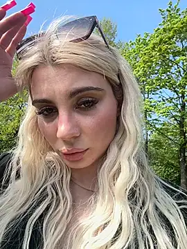 Ashley-Urban online show from 05.18.26