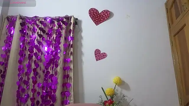 lovely trix online show from 03.04.25