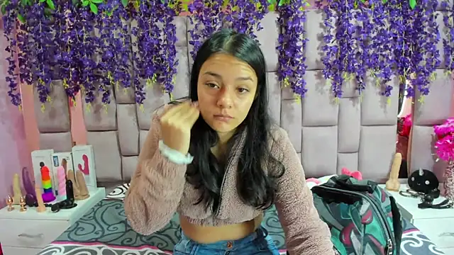 Snapshot of Bich_Anal_ chatting on 01.17.25 Bich Anal  online show from 01.17.25