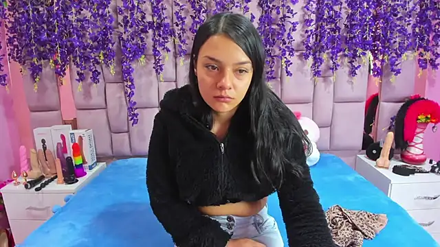 Snapshot of Bich_Anal_ chatting on 01.29.25 Bich Anal  online show from 01.29.25