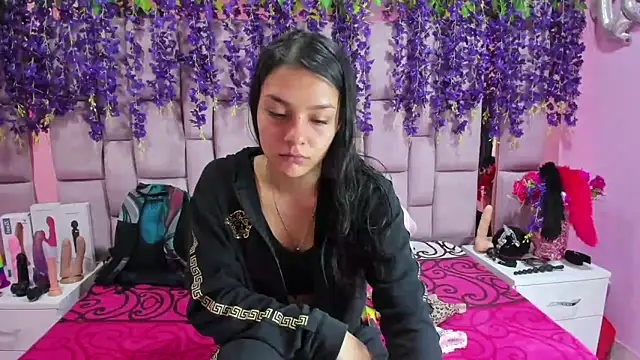 Snapshot of Bich_Anal_ chatting on 02.17.25 Bich Anal  online show from 02.17.25