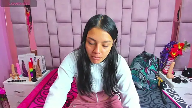 Snapshot of Bich_Anal_ chatting on 03.13.25 Bich Anal  online show from 03.13.25