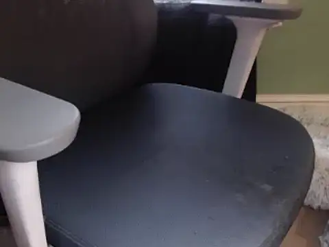 Snapshot of LatinoSized chatting on 12.17.24 LatinoSized online show from 12.17.24