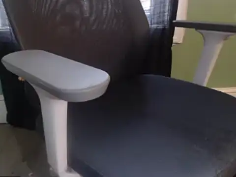 Snapshot of LatinoSized chatting on 01.08.25 LatinoSized online show from 01.08.25