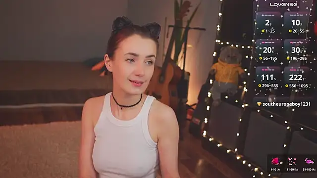 Snapshot of bananya_kitty chatting on 02.06.25 bananya kitty online show from 02.06.25