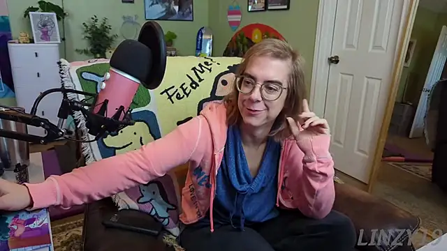 Linzy 19 online show from 03.11.25