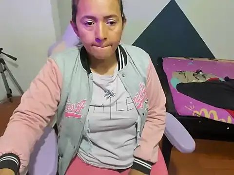 daleska ayala 1 online show from 10.28.25