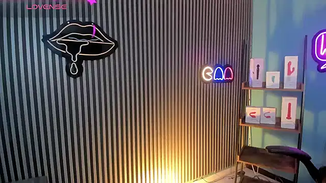 emily roberts1 online show from 03.13.25