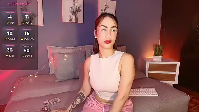 emily roberts1 online show from 10.10.25