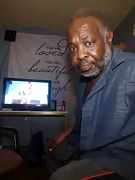 Snapshot of macnificent1fr chatting on 02.02.25 macnificent1fr online show from 02.02.25