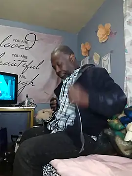 Snapshot of macnificent1fr chatting on 02.09.25 macnificent1fr online show from 02.09.25