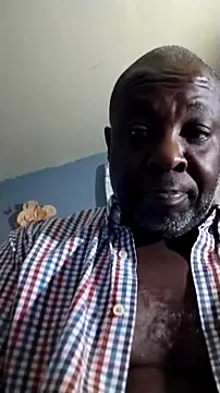 Snapshot of macnificent1fr chatting on 09.28.25 macnificent1fr online show from 09.28.25