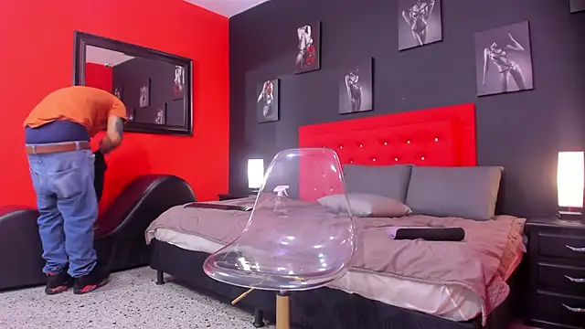 Snapshot of Thiagogomez chatting on 11.03.25 Thiagogomez online show from 11.03.25