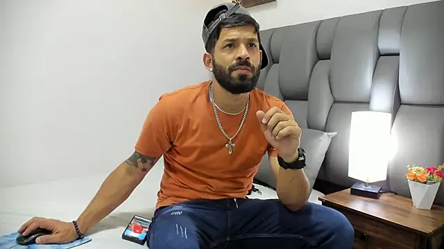 Thiagogomez online show from 03.06.26