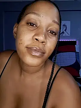 Snapshot of Toya_P chatting on 01.25.25 Toya P online show from 01.25.25