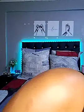 Snapshot of Toya_P chatting on 02.25.25 Toya P online show from 02.25.25