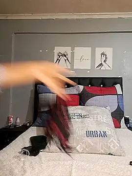 Snapshot of Toya_P chatting on 10.23.25 Toya P online show from 10.23.25