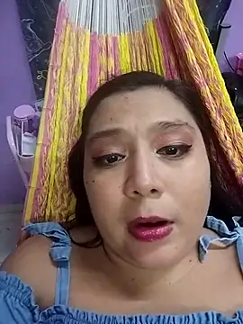 Snapshot of aniv96 chatting on 10.05.25 aniv96 online show from 10.05.25