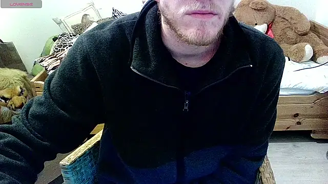 Snapshot of Love_Bert chatting on 02.27.25 Love Bert online show from 02.27.25