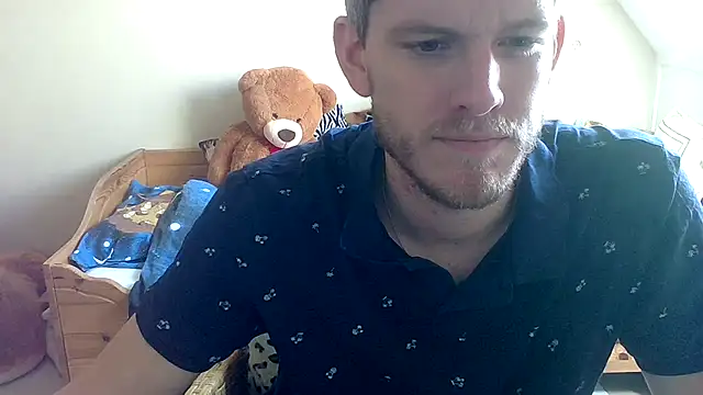 Snapshot of Love_Bert chatting on 09.23.25 Love Bert online show from 09.23.25