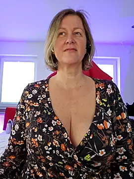 MarleneBloem online show from 03.13.25