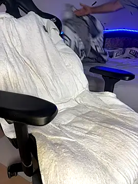 boymoon 20 online show from 09.15.25