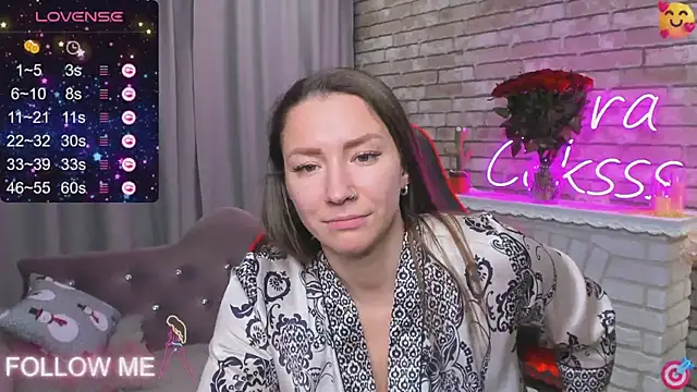 Snapshot of SarahCoksss chatting on 01.10.25 SarahCoksss online show from 01.10.25