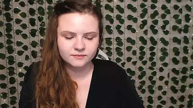 IxxiLiana online show from 01.25.25