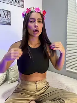 Mau White online show from 01.01.25