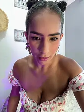 Mau White online show from 01.21.25