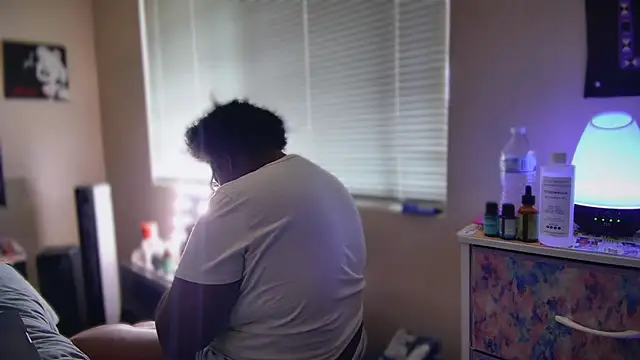 Yagurl  west online show from 02.03.25