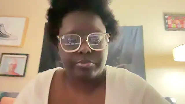 Yagurl  west online show from 02.21.25