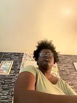 Yagurl  west online show from 11.06.25