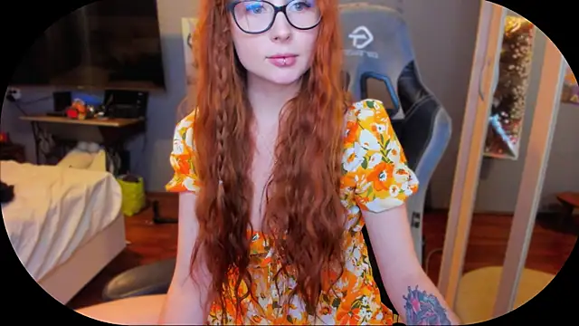 Snapshot of KlementinaBbG chatting on 03.20.25 KlementinaBbG online show from 03.20.25