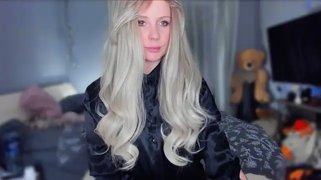 Snapshot of KlementinaBbG chatting on 02.07.26 KlementinaBbG online show from 02.07.26