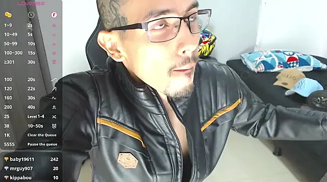 russthiago online show from 02.11.25