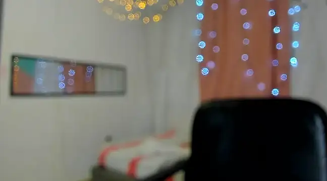 Snapshot of megan_kis9 chatting on 12.04.24 megan kis9 online show from 12.04.24