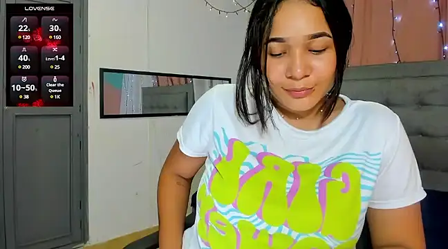 Snapshot of megan_kis9 chatting on 12.06.24 megan kis9 online show from 12.06.24